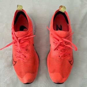 Nike Air Zoom Tempo flyknit‎ running shoe neon orange YOUTH size 4.5Y